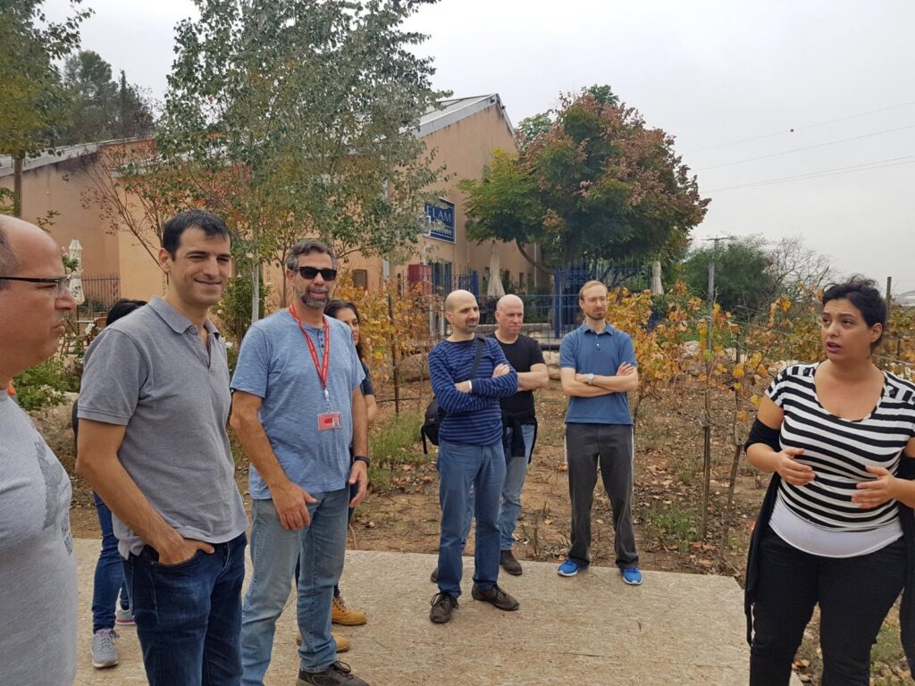 WhatsApp Image 2025-04-28 at 09.39.17 (1)