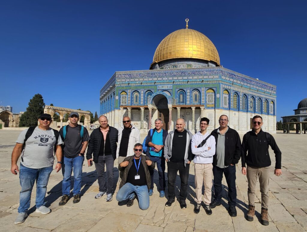 WhatsApp Image 2025-04-28 at 09.39.28